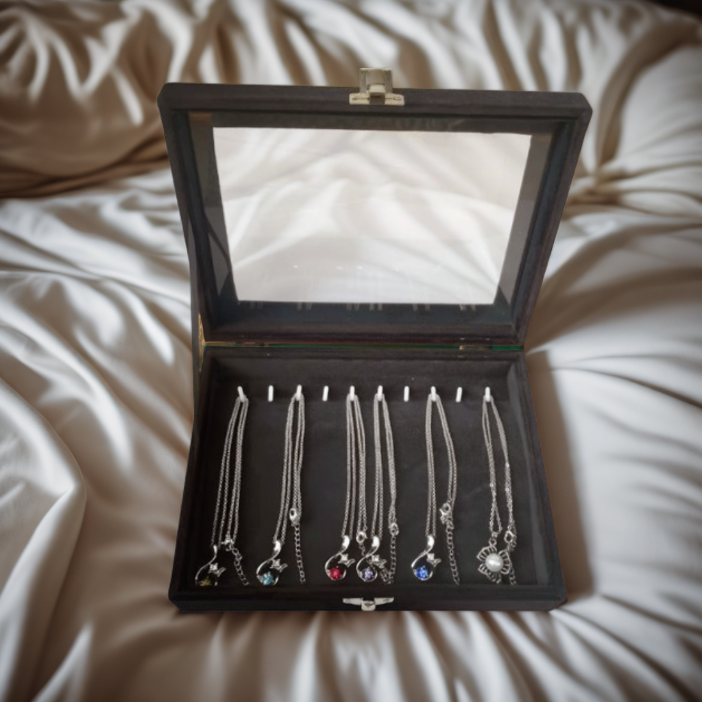 Boîte à bijoux Bernadette pour colliers