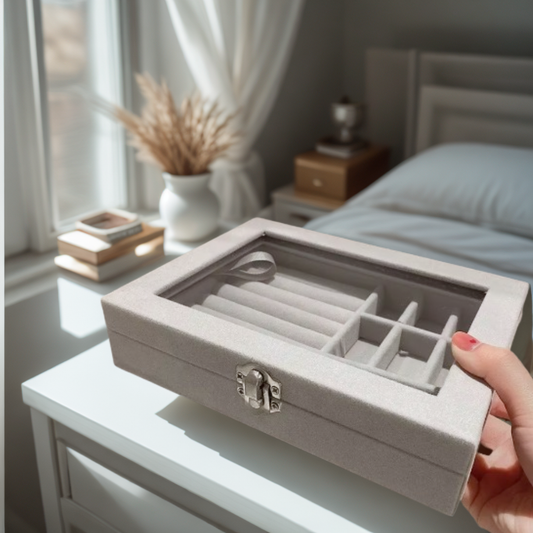 Boîte à bijoux Louane en velours vitrée